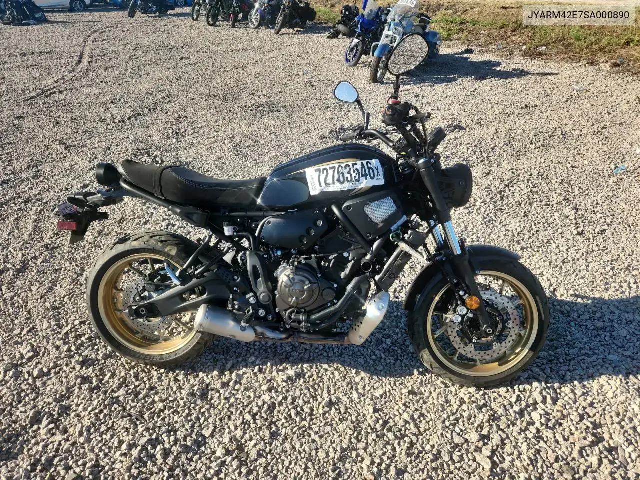 2025 Yamaha Mtm690