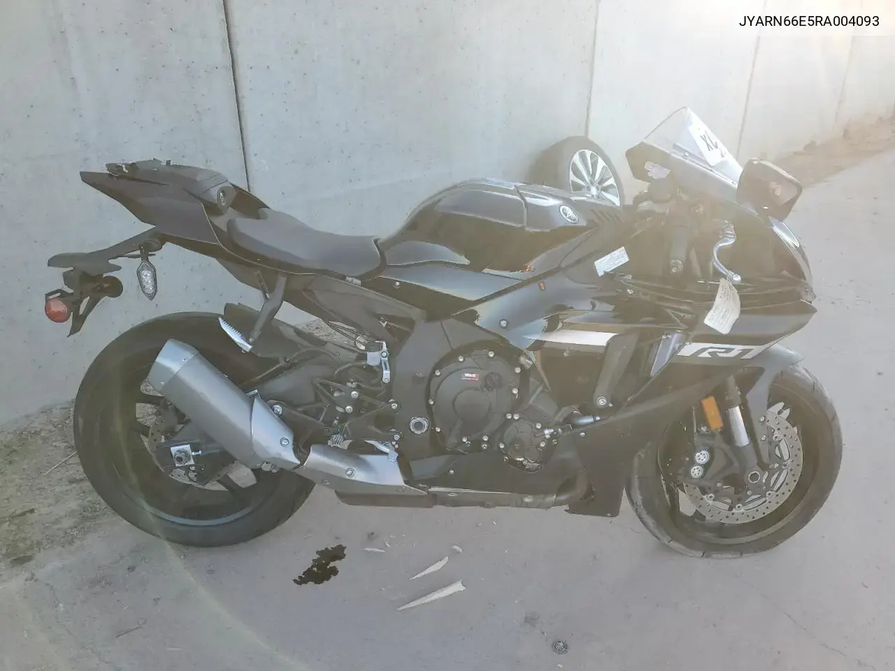 2024 Yamaha Yzfr1