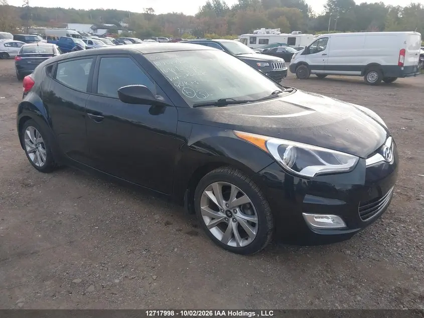 2016 Hyundai Veloster SE