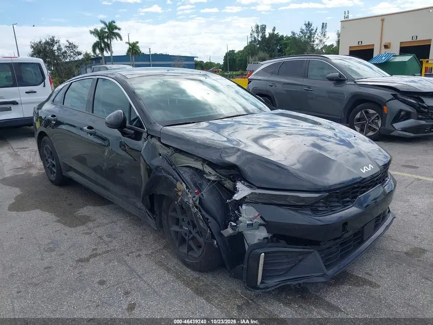 2026 Kia K5 Lxs FWD