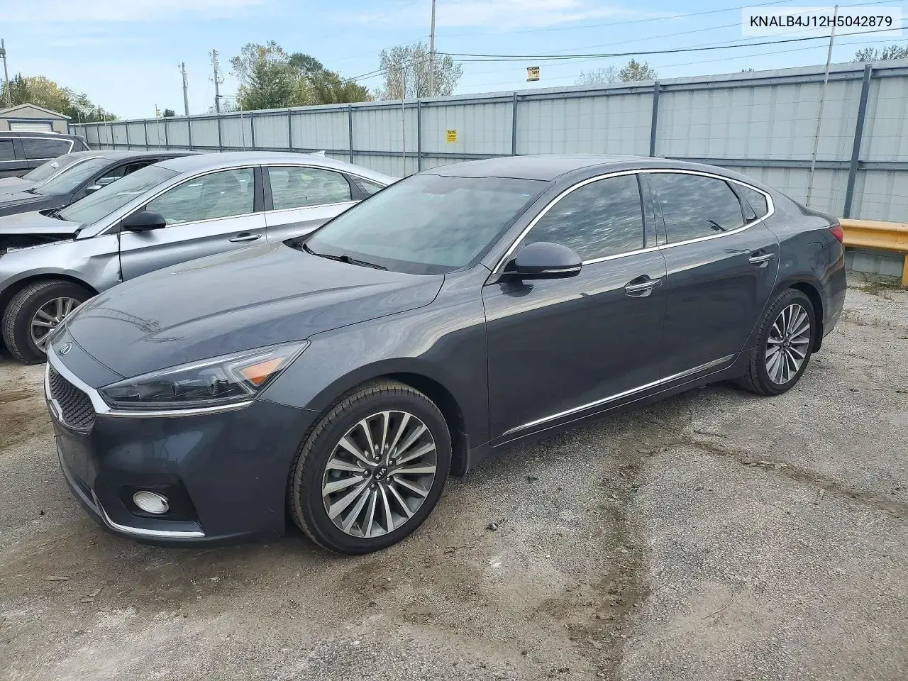 2017 Kia Cadenza Premium
