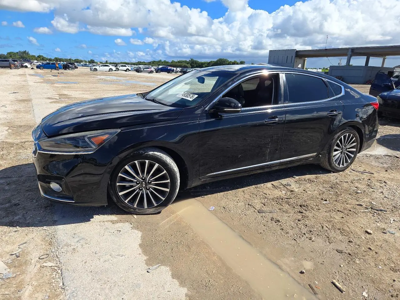 2017 Kia Cadenza Premium