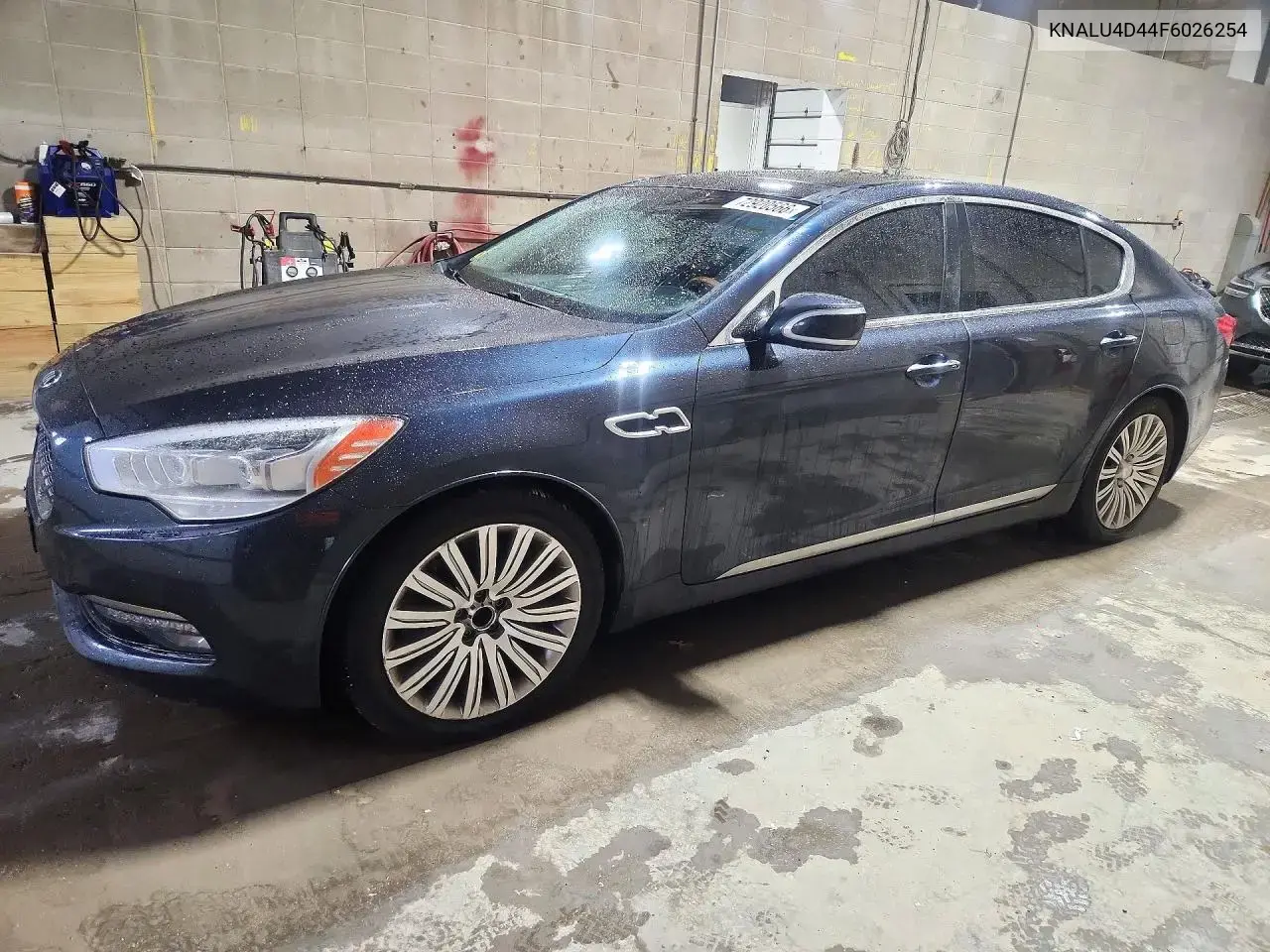 2015 Kia K900 Premium