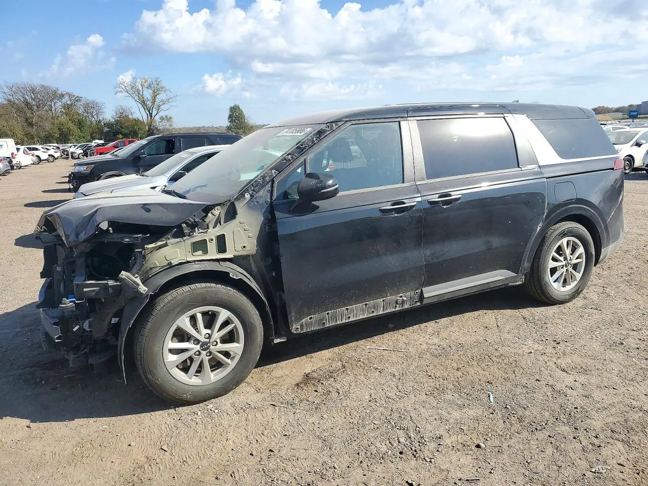 2022 Kia Carnival LX
