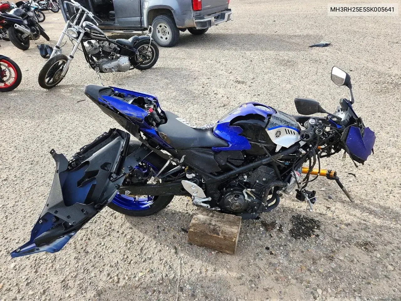2025 Yamaha Yfz320 A