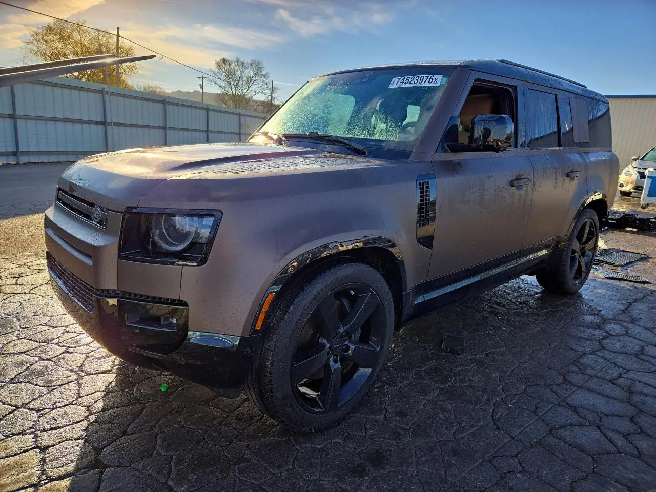 2026 Land Rover Defender 130 X-Dynamic SE