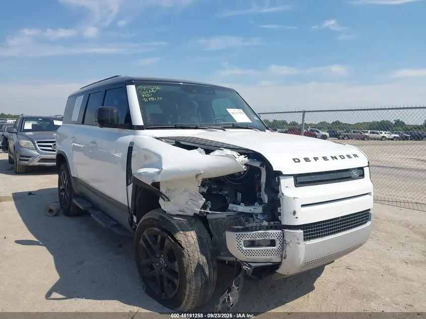2025 Land Rover Defensor 130 P300 S