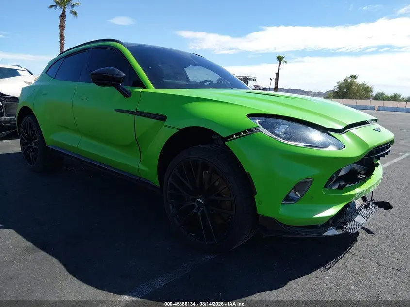2022 Aston Martin Dbx
