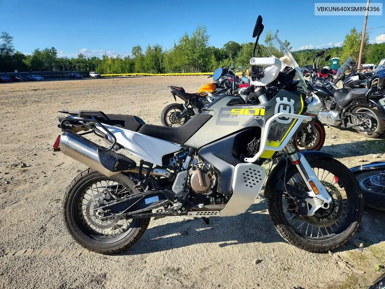 2025 Husqvarna Norden 901