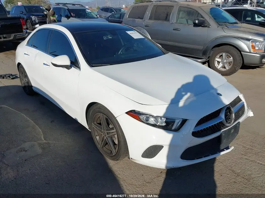 2021 Mercedes-Benz A 220