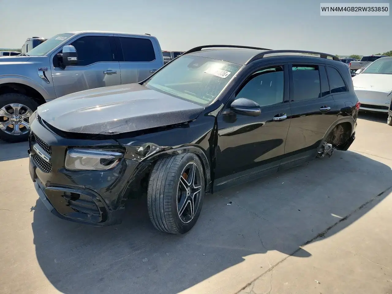 2024 Mercedes-Benz GLB 250