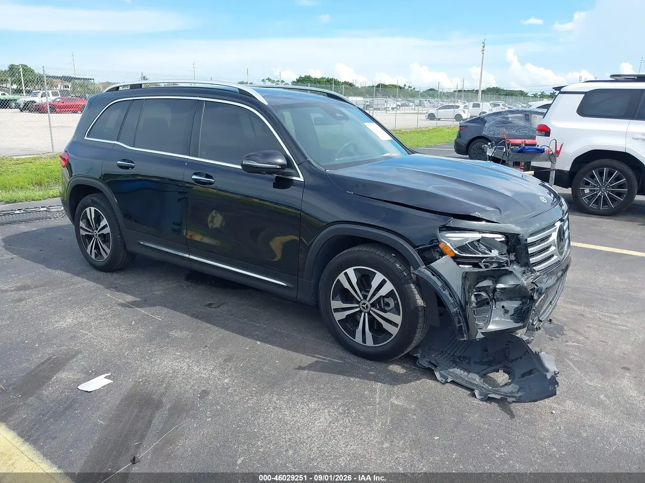 2025 Mercedes-Benz GLB 250