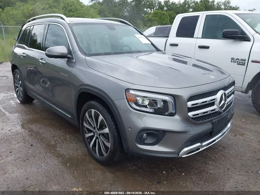 2023 Mercedes-Benz GLB 250