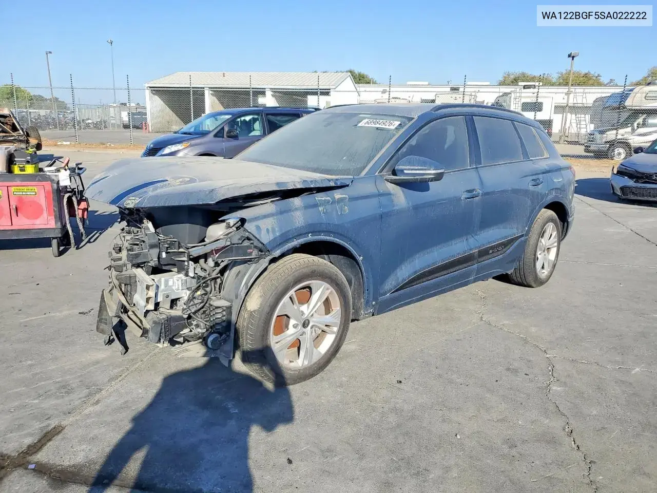 2025 Audi Q6 e-tron Premium Plus