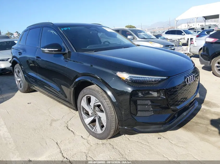 2025 Audi Q6 e-tron Premium Plus quattro