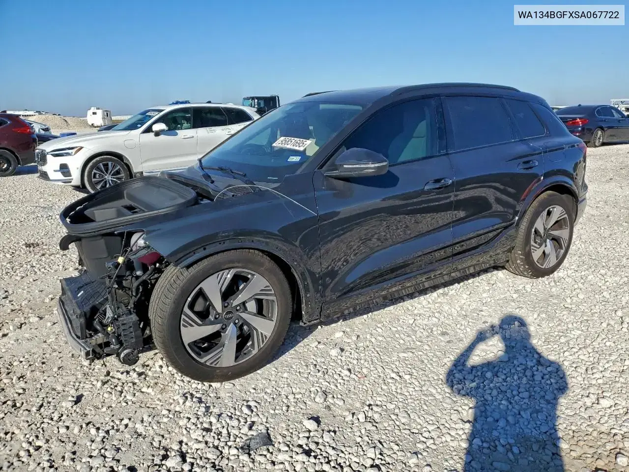 2025 Audi Q6 e-tron Prestige