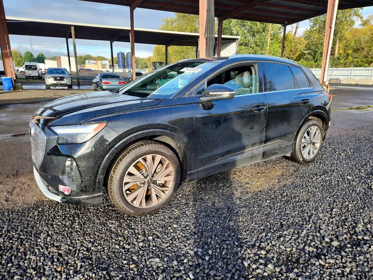 2024 Audi Q4 e-tron Premium Plus