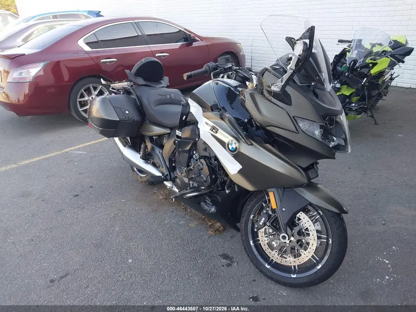 2022 BMW K1600 B