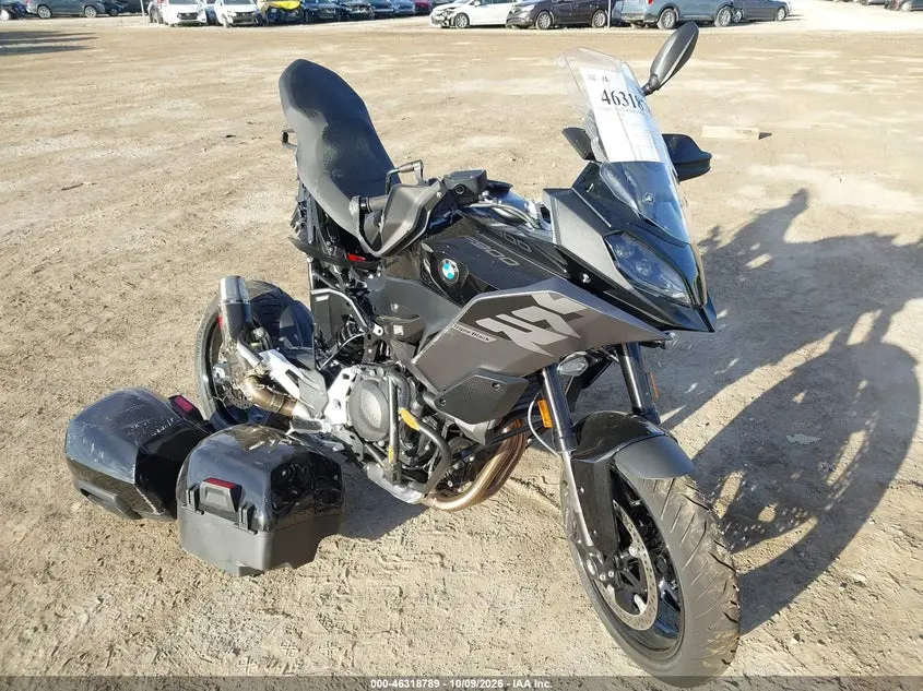 2026 BMW F 900 Xr
