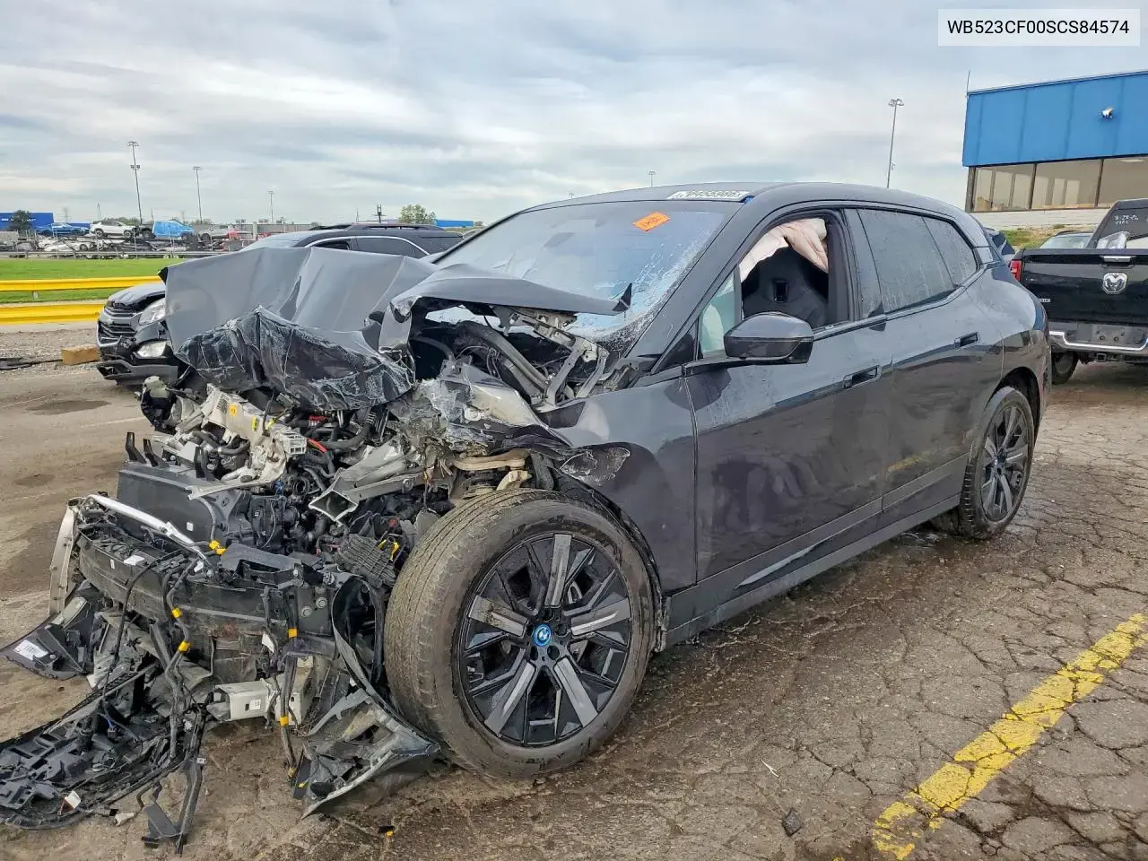 2025 BMW iX xDrive50
