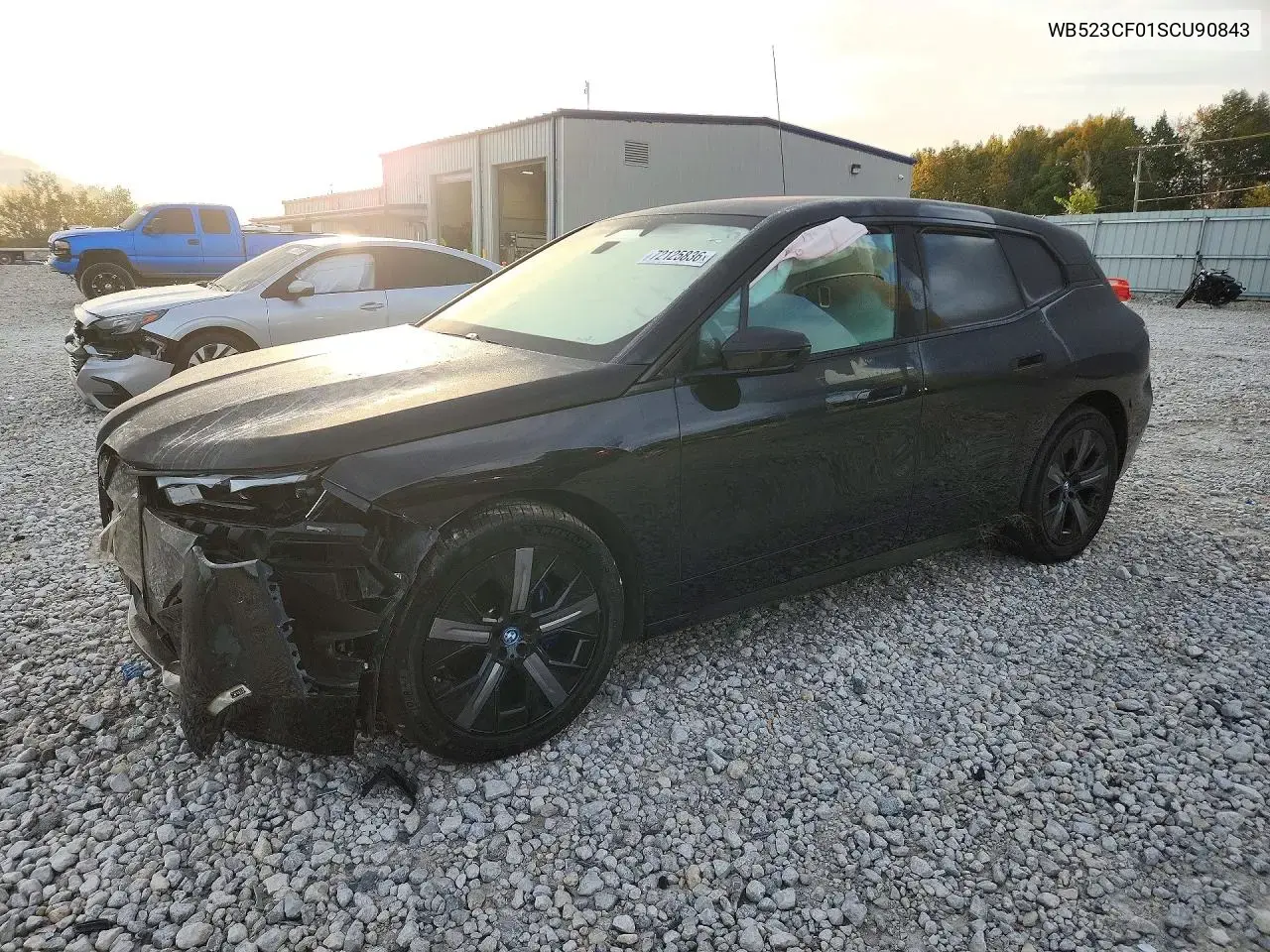 2025 BMW iX xDrive50