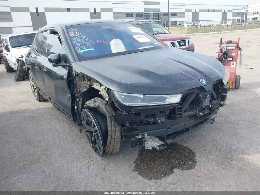 2025 BMW iX xDrive50