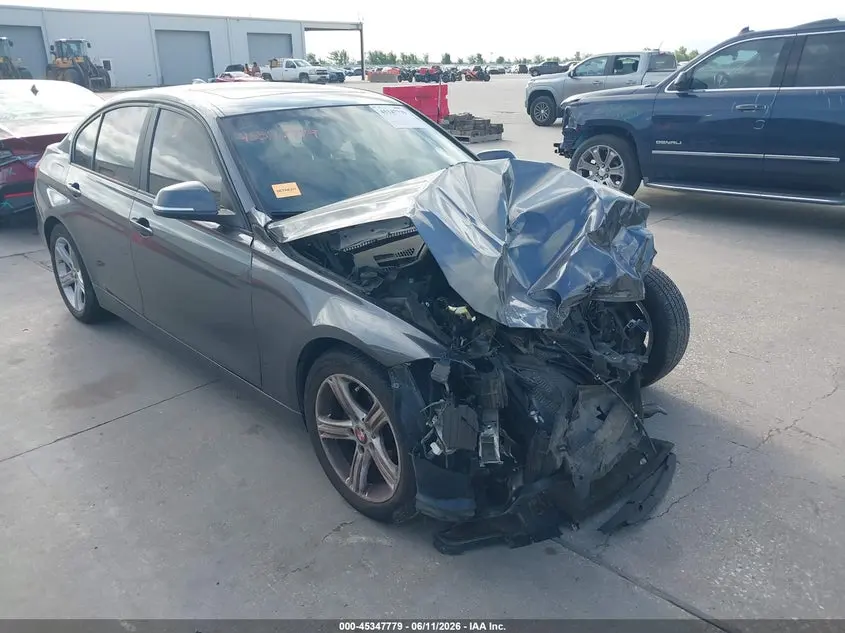 2015 BMW 320i