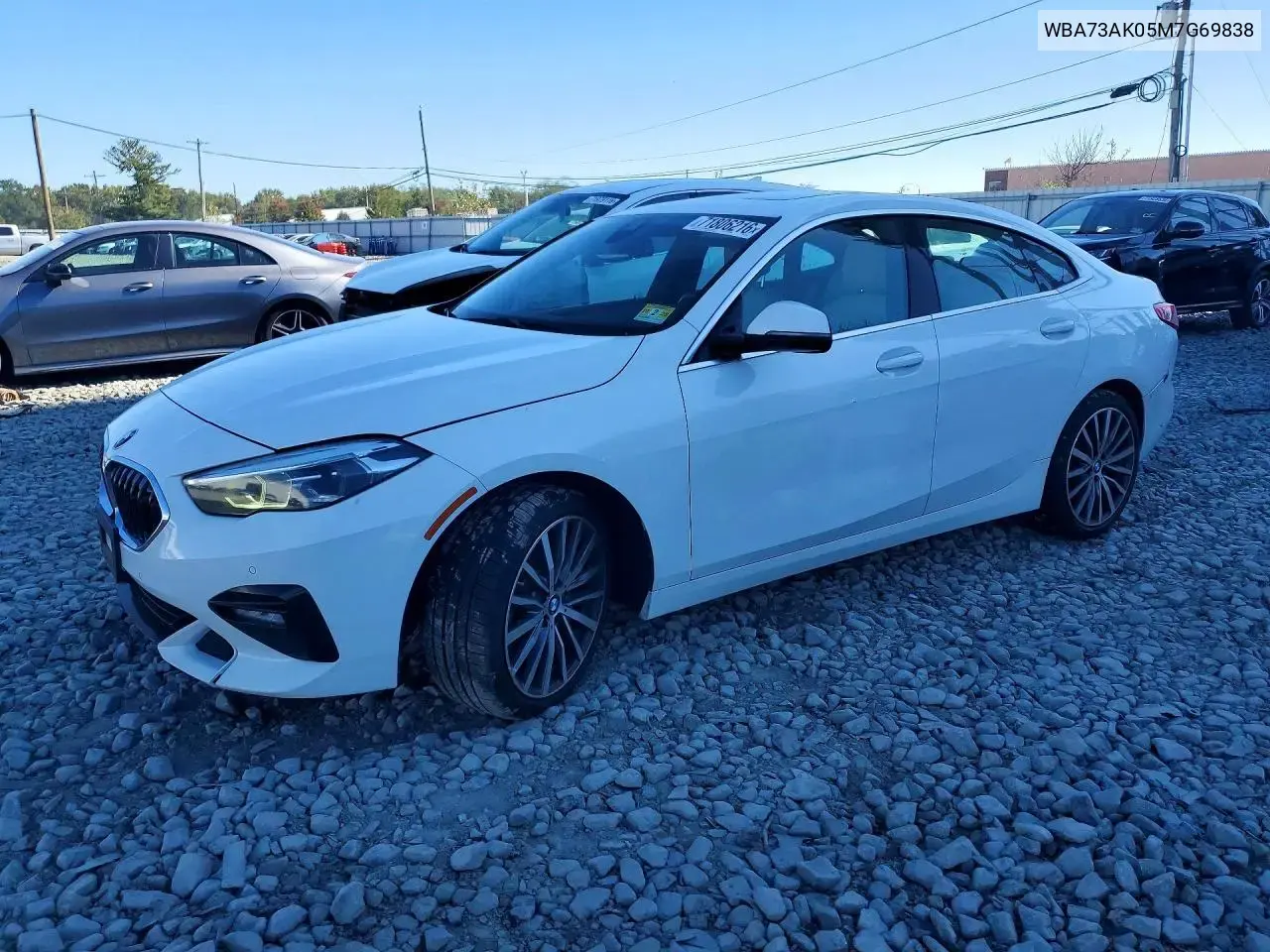 2021 BMW 228xi