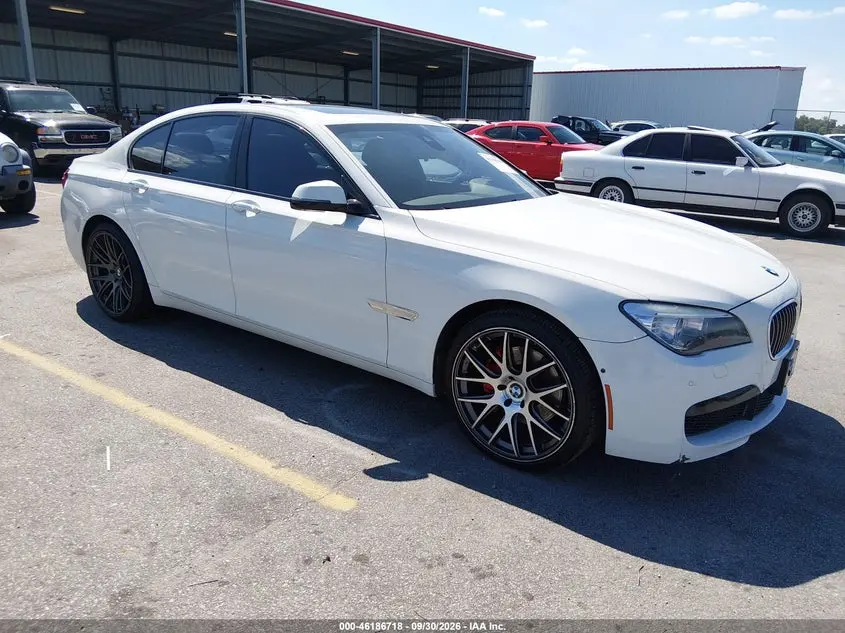2015 BMW 740i