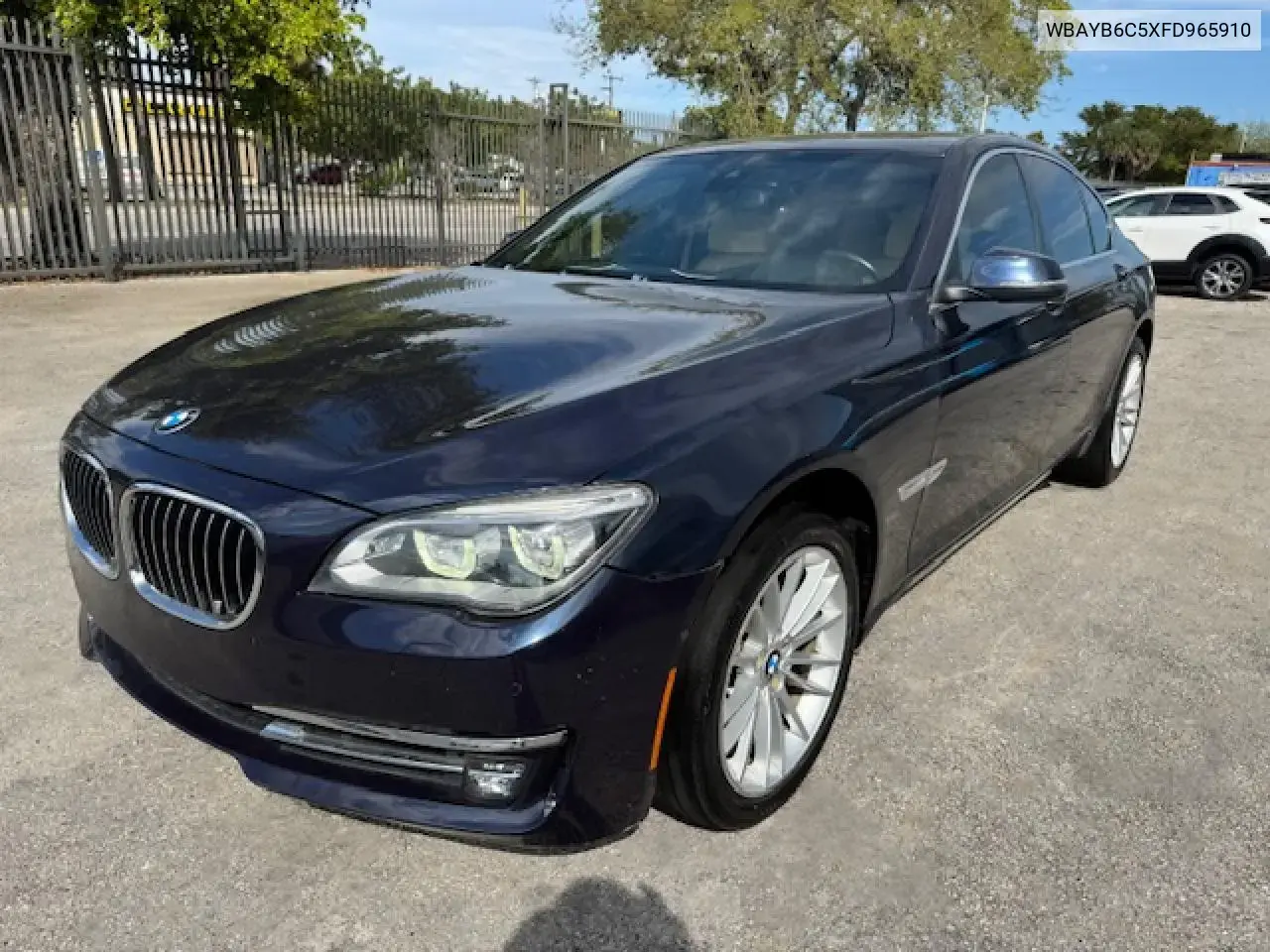 2015 BMW 750 Xi
