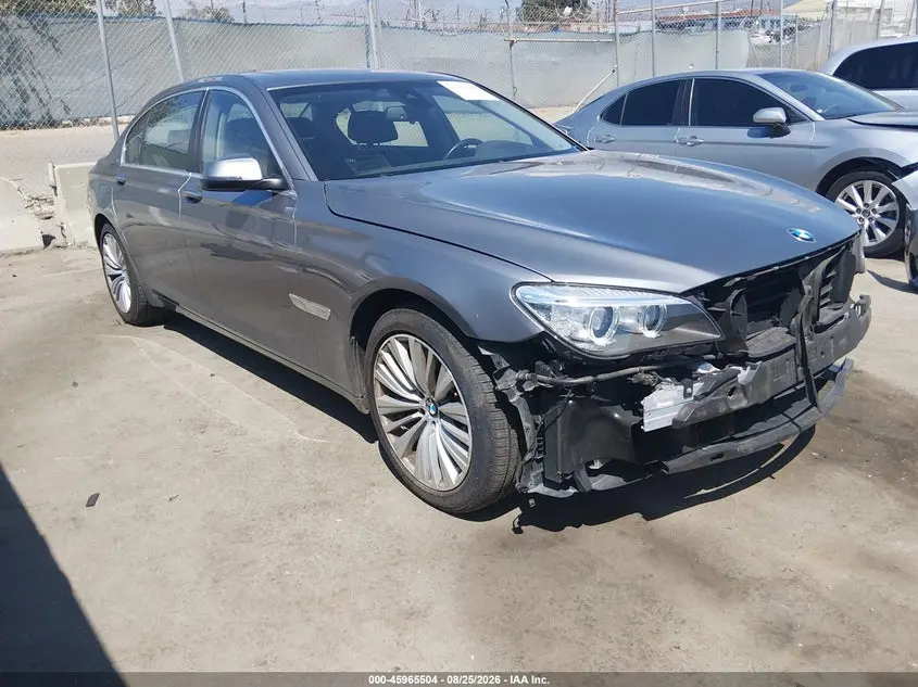 2015 BMW 740li