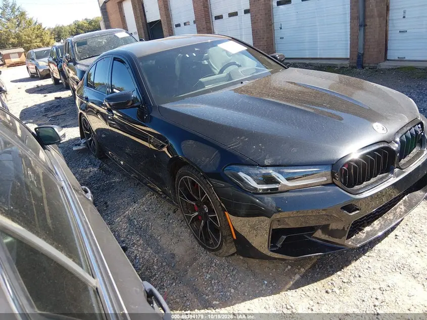 2023 BMW M5