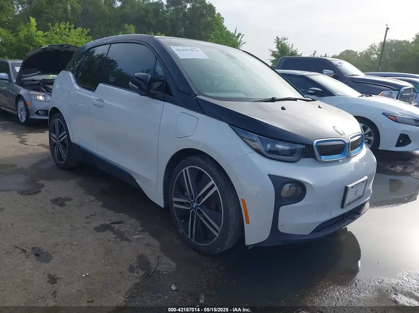 2015 BMW i3 Base W/Range Extender