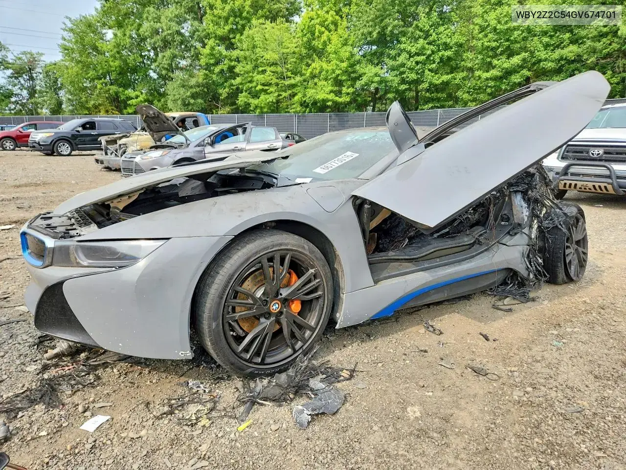 2016 BMW i8