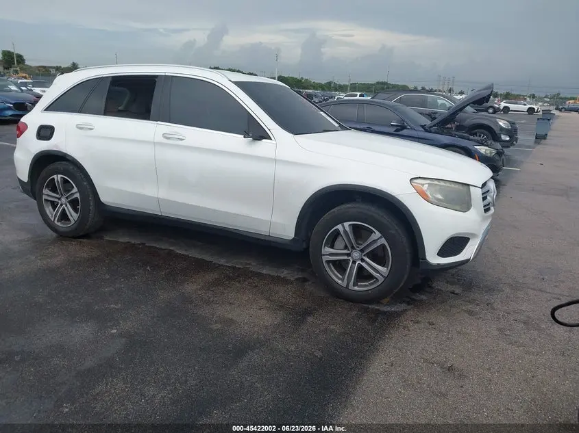 2017 Mercedes-Benz GLC 300