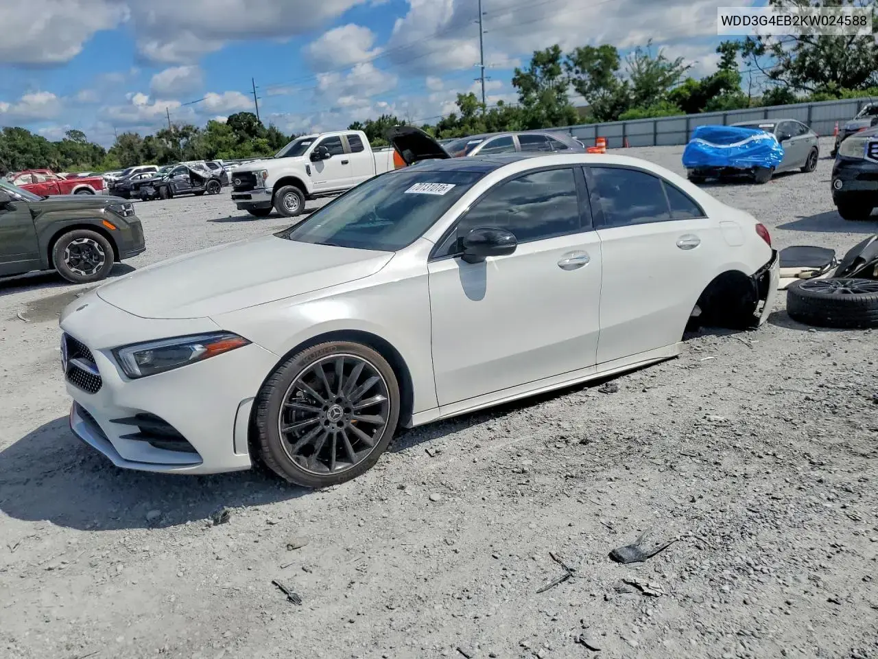 2019 Mercedes-Benz A 220