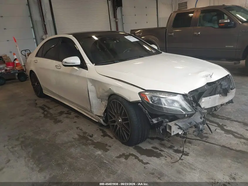 2015 Mercedes-Benz S 550
