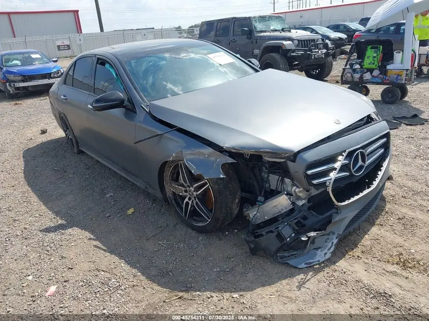 2019 Mercedes-Benz E 300