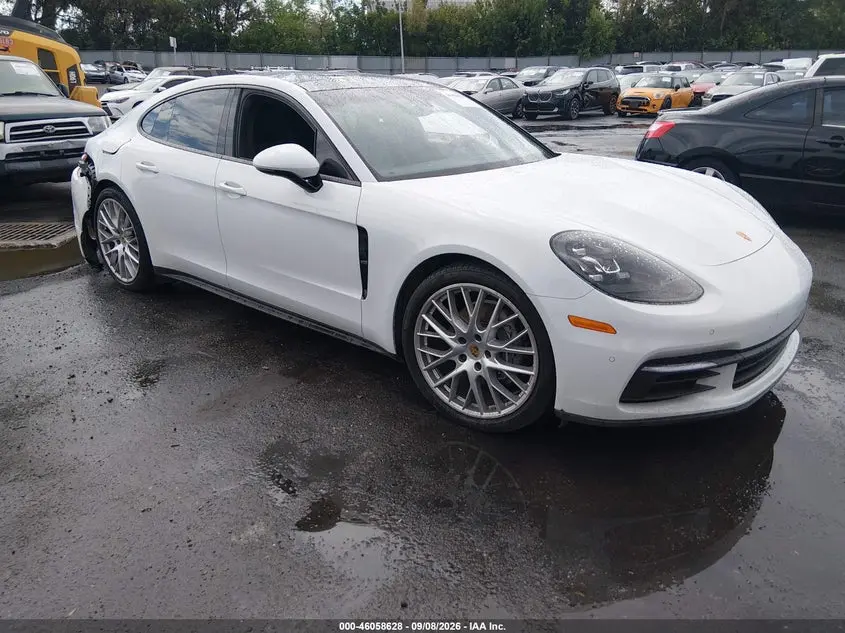 2019 Porsche Panamera 4