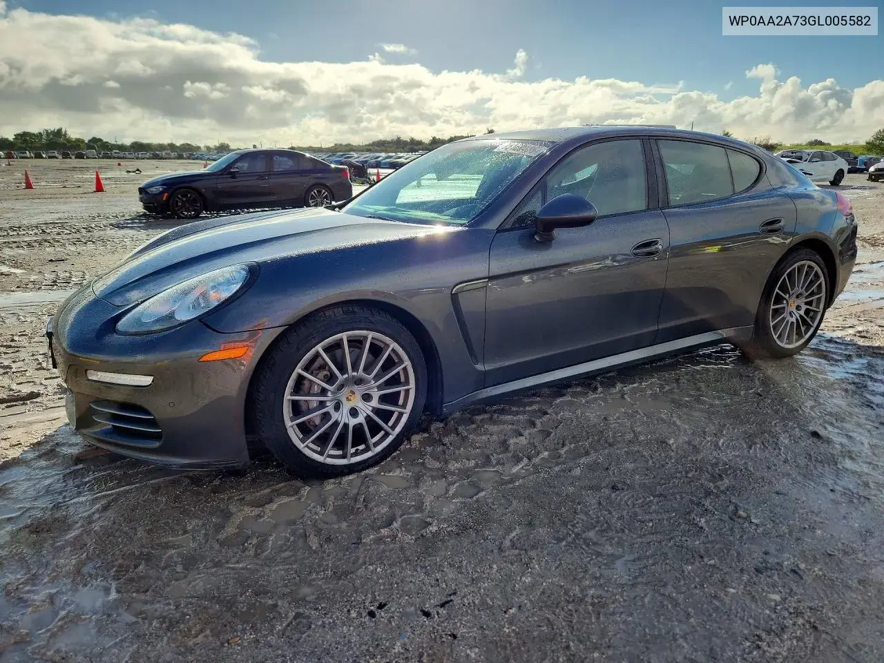 2016 Porsche Panamera 2