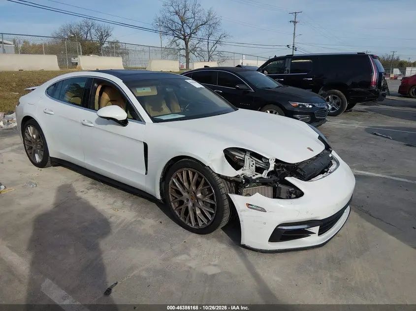 2018 Porsche Panamera 4S