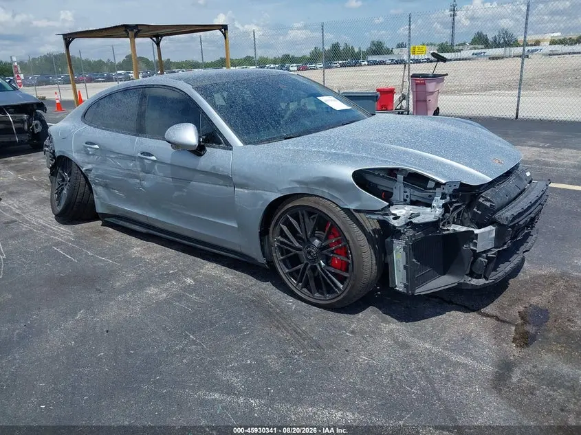 2026 Porsche Panamera GTS