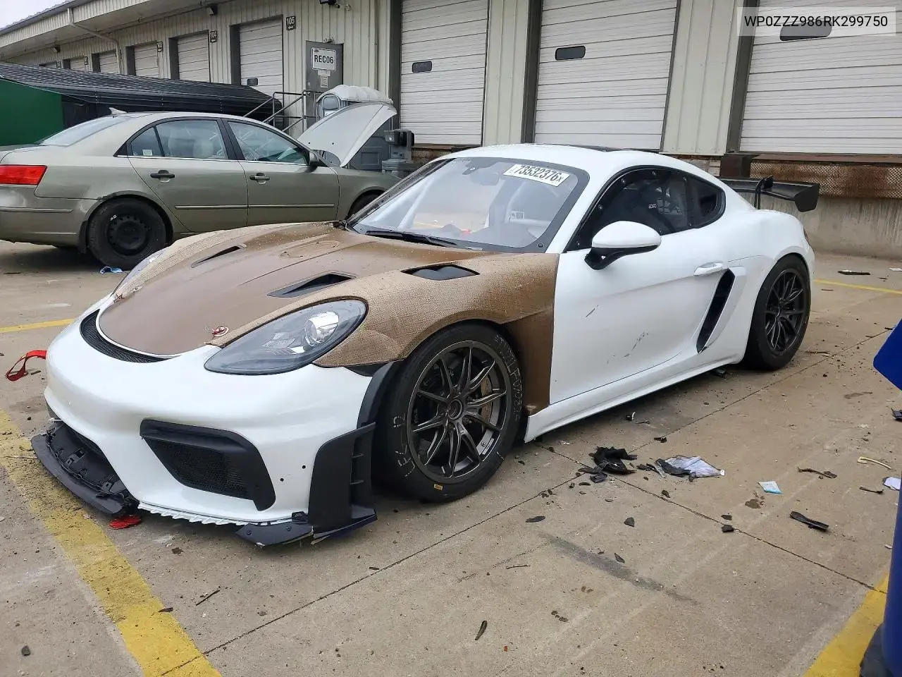 2024 Porsche Cayman Gt4