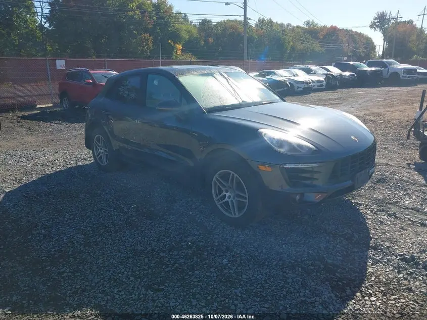2018 Porsche Macan Sport Edition