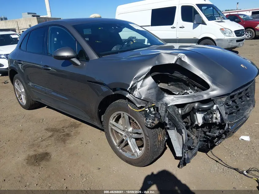 2015 Porsche Macan S