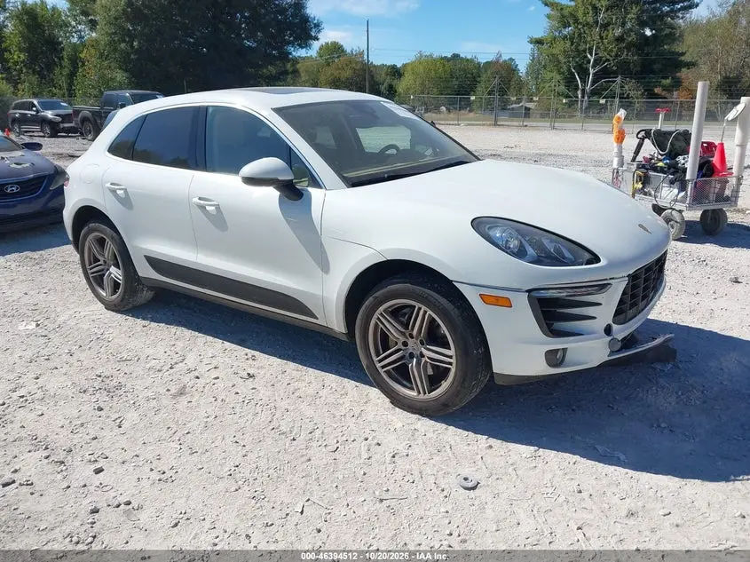 2015 Porsche Macan S