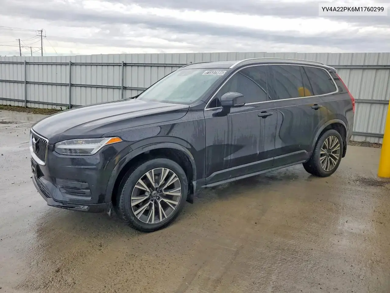 2021 Volvo XC90 T6 Momentum