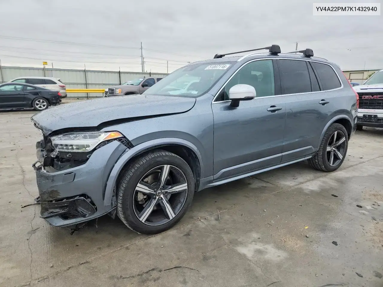 2019 Volvo XC90 T6 R-Design