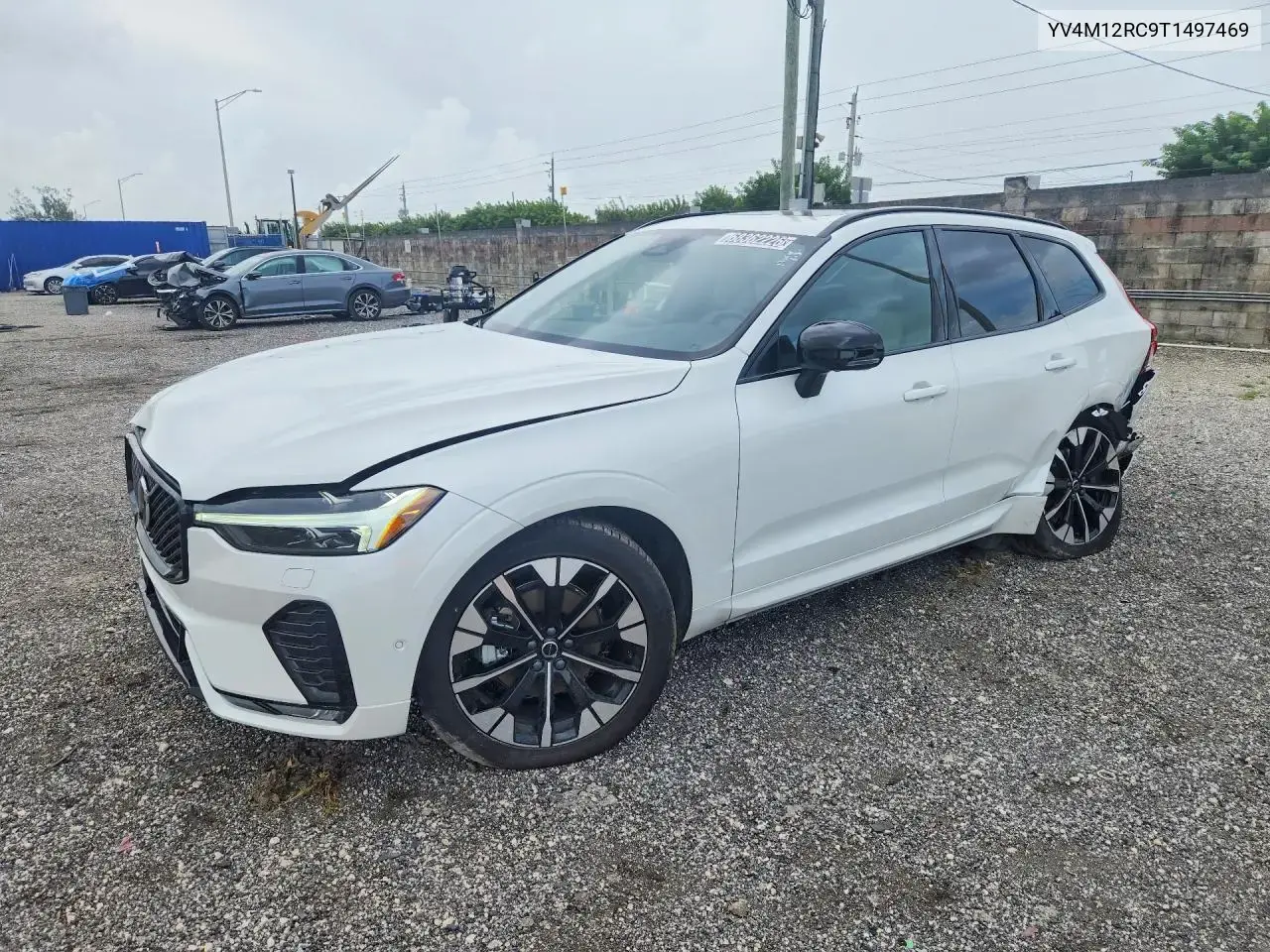 2026 Volvo XC60 Plus