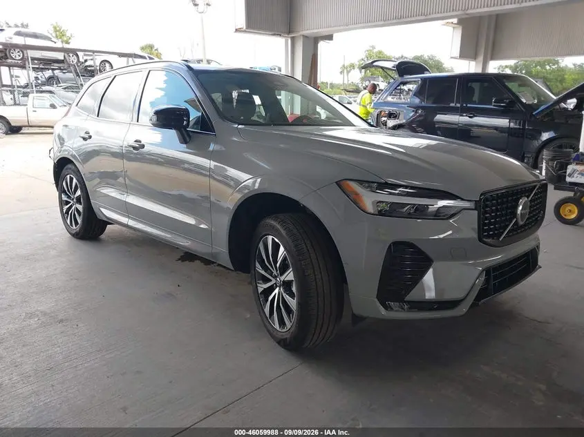 2025 Volvo XC60 B5 Core